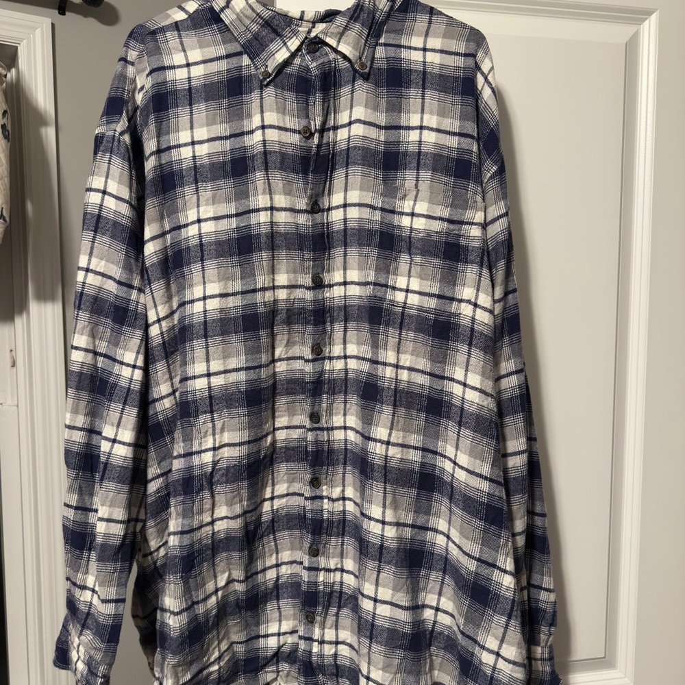 Men's Blue and White Plaid Flannel Shirt